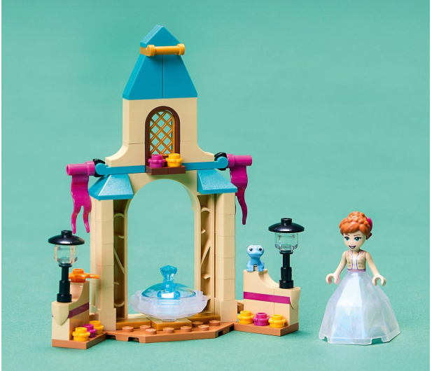 LEGO Disney Princess 43198 Dziedziniec zamku Anny - 1032199 - zdjęcie 4